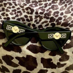 Versace sunglasses - black/gold Greek key medusa